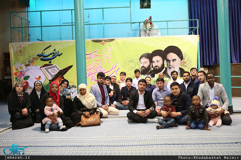 بازدید گردشگران خارچی از بیت امام خمینی (س) در جماران