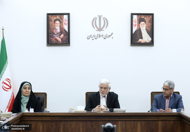 عارف: تکمیل، ساخت و توسعه طرح‌های کریدوری منافع بزرگی برای کشور دارد/ از موقعیت جغرافیای کشور و قرارگیری در مسیر ارتباطی کشورهای منطقه غفلت کردیم