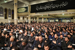 مراسم بزرگداشت شهید حاج قاسم سلیمانی و همرزمانش در حسینیه امام خمینی (ره)
