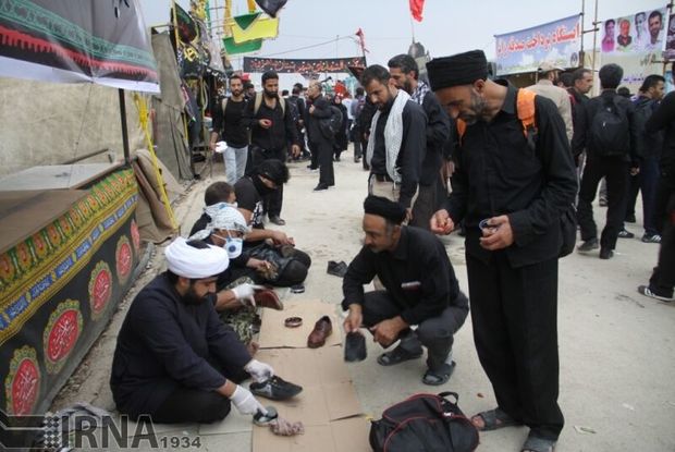 ۱۷۰۰ شهروندان استان یزد به زائران اربعین حسینی خدمات رسانی می کنند