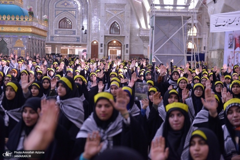 گردهمایی مسئولین بسیج دانشجویی و طلاب بسیجی در حرم امام با سخنرانی رئیس‌جمهور پزشکیان (16)