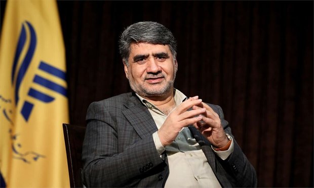 سبحانی‌فر، نماینده پیشین مجلس: ستاد راهبری فضای مجازی به لحاظ قانونی فکر نمی‌کنم بتواند مصوبه‌ای بدهد که فیلترینگ را جمع کند/ هزینه‌ها به جیب افرادی می‌رود که سیستم‌های فیلترشکن را می‌فروشند و بسیاری از آن‌ها نیز در خارج از کشور هستند