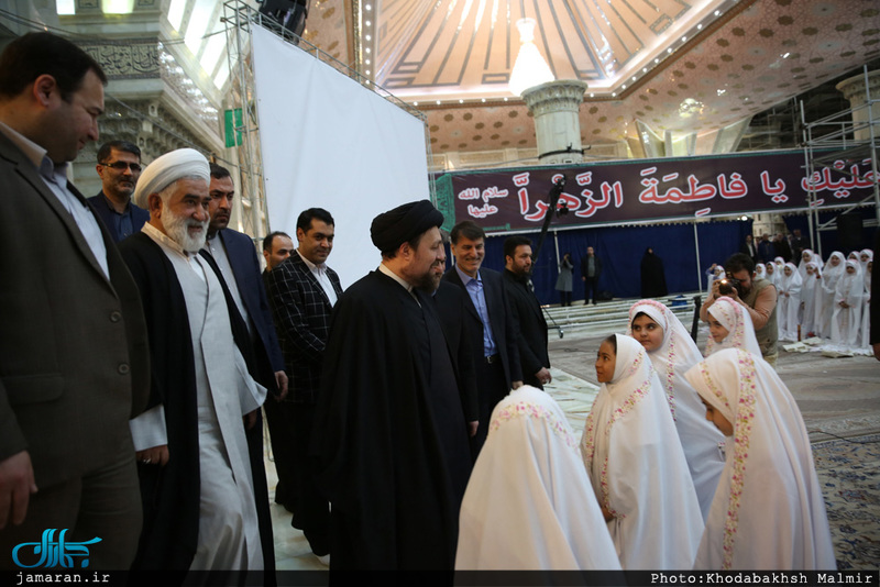 مراسم جشن تکلیف دانش آموزان دختر در حرم مطهر امام خمینی(س) 