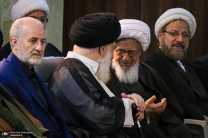 «مفتاح الهدایه فی شرح تحریر الوسیله» - 1