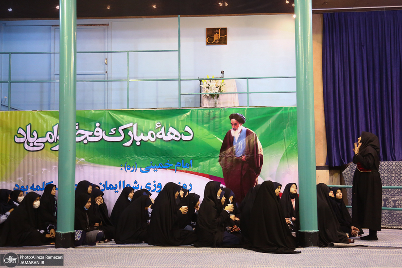 بازدید اقشار مختلف مردم از بیت امام خمینی (س) در جماران-5