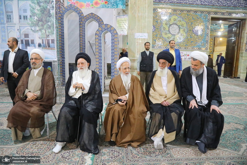 نشست دوره ای اساتید سطوح عالیه و خارج حوزه علمیه قم