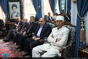 دیدار اعضای ستاد مرکزی برزگداشت حضرت امام خمینی(س) با سید حسن خمینی