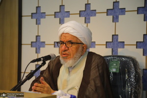 مراسم روز معلم و تجلیل از اساتید حوزوی در مجتمع آموزشی پژوهشی ائمه اطهار (ع)‎