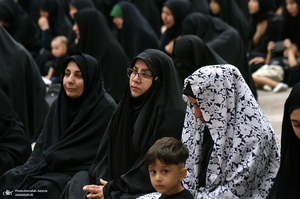 چهارمین شب عزاداری حضرت اباعبدالله الحسین (ع) در حرم امام خمینی