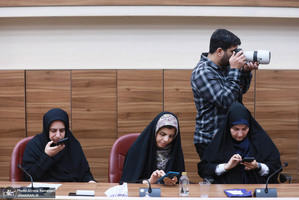 نشست خبری بزرگداشت سیزدهم آبان