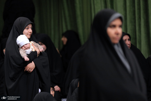 دومین شب مراسم عزاداری حضرت فاطمه‌زهرا (س) در حسینیه امام خمینی