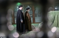 حضور رهبر انقلاب اسلامی در حرم بنیانگذار جمهوری اسلامی ایران (2)