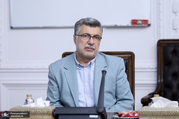 وزیر بهداشت: کمبود داروهای اساسی نسبت به پیش از جنگ کمتر است/ مشکلاتی در زمینه قیمت داروها وجود دارد که متاثر از شرایط است/ وضعیت تامین خون، داروهای اساسی و سرم خوب است