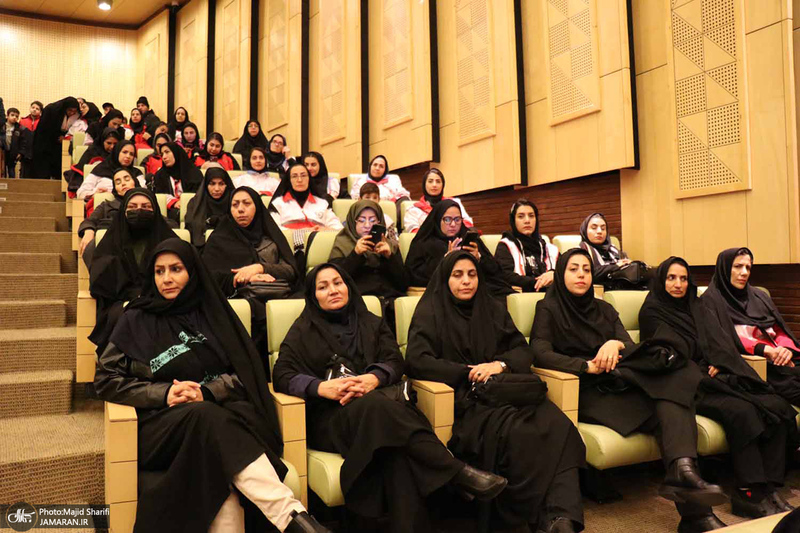 نشست مدیران و اعضای شورای ادارای استان مرکزی در بیت تاریخی امام خمینی (س)