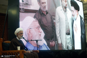 مراسم بزرگداشت حجت الاسلام و المسلمین محتشمی پور(ره) در حرم مطهر امام خمینی