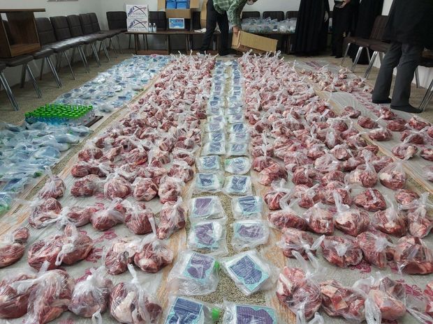 توزیع ۴۵۰ کیلوگرم گوشت قربانی بین نیازمندان تکاب