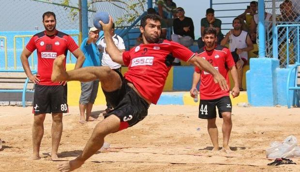 مسابقات هندبال ساحلی در بوشهر آغاز شد