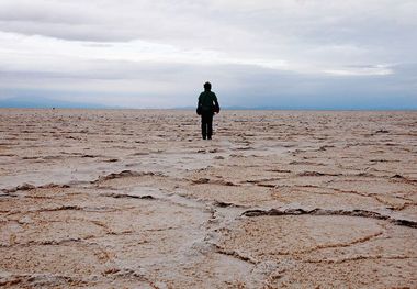 فرش نمکی در کویر حاج علیقلی دامغان