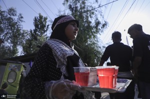 عزاداری سنتی کشمیری‌ها روی قایق