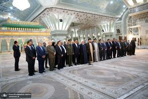 تجدید میثاق رییس جمهور و اعضای دولت با آرمان های امام خمینی(س)