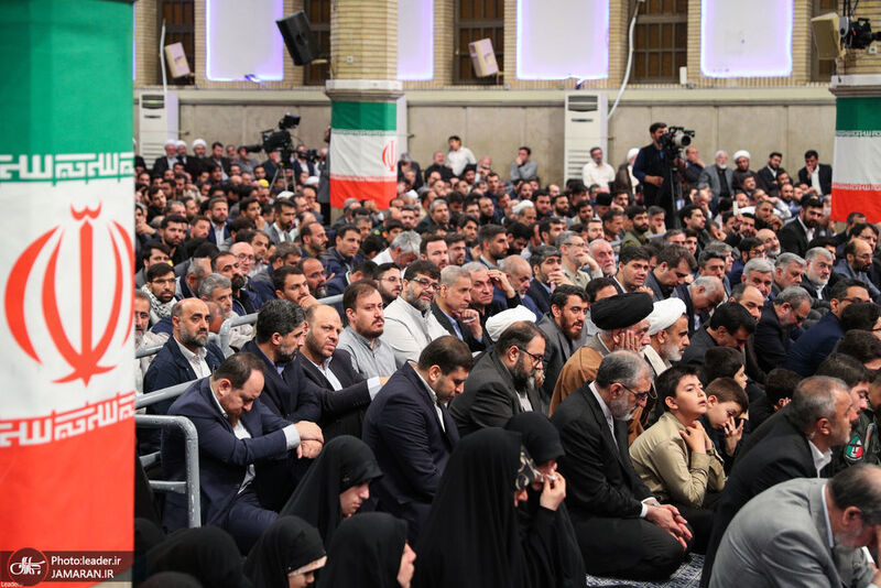 مراسم بزرگداشت شهید رئیسی و شهدای پرواز اردیبهشت