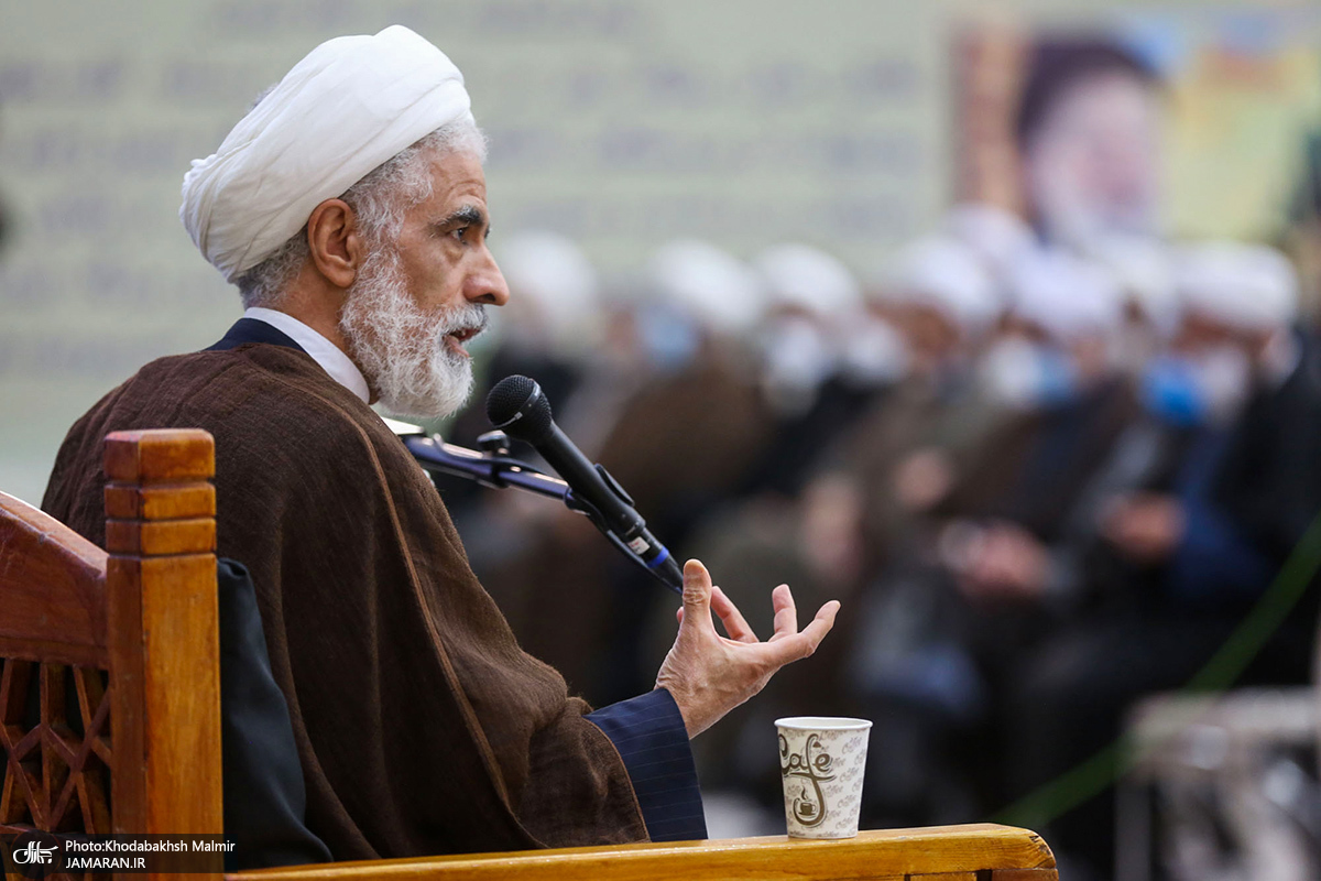 مجید انصاری: محتشمی پور هشت سال پیش در مورد نفوذ جریان حجتیه به نام جریان انقلابی هشدار داده بود/ مصلحی کیست که انتخاب آیت الله هاشمی را مصلحت ندانست؟!/ جمهوری اسلامی بدون انتخابات آزاد بی معناست