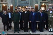 وزیر دفاع ارمنستان به مقام شامخ بنیانگذار جمهوری اسلامی ایران ادای احترام کرد