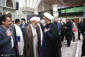 تجدید میثاق رئیس و کارکنان موسسه‎ تنظیم و نشر آثار امام خمینی با آرمان های بنیانگذار جمهوری اسلامی