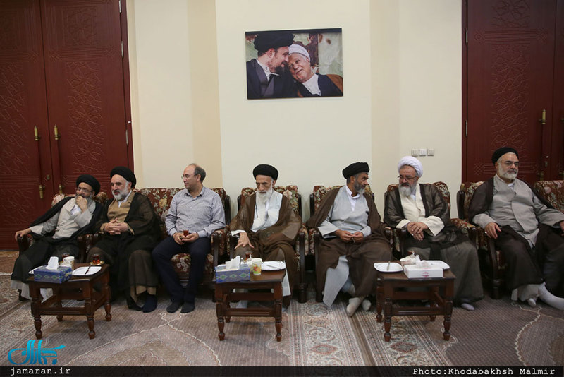 حاشیه های تجدید میثاق اعضای مجلس خبرگان رهبری با آرمان های حضرت امام خمینی(س)