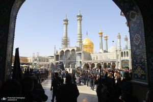 دسته عزاداری خادمین حرم حضرت معصومه (س) در روز شهادت امام رضا (ع)