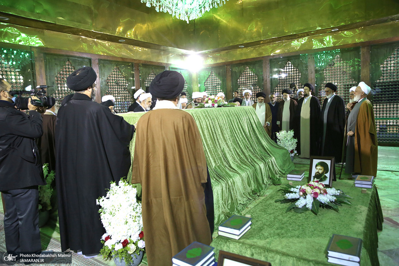 تجدید میثاق رئیس و اعضای مجلس خبرگان رهبری با آرمان های امام خمینی (س)