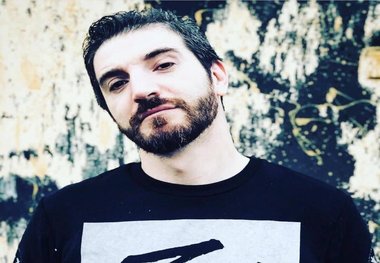 گرافیست مطبوعاتی شهید شد