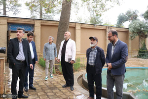 بازدید مدیر عامل ایسنا از بیت و زادگاه امام در خمین