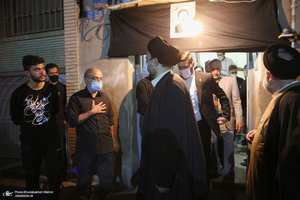 حضور سید حسن خمینی در منزل مرحوم حجت الاسلام و المسلمین دعایی (ره)