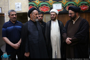 بازدید حجت الاسلام و المسلمین سید محمود دعایی از بیت امام در نجف