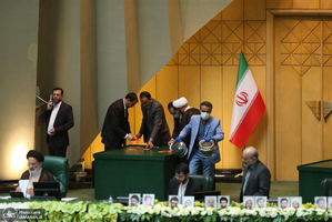 حاشیه های انتخاب هیات رئیسه مجلس شورای اسلامی