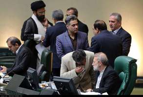 حاشیه های جلسه علنی مجلس با حضور جهانگیری + تصاویر