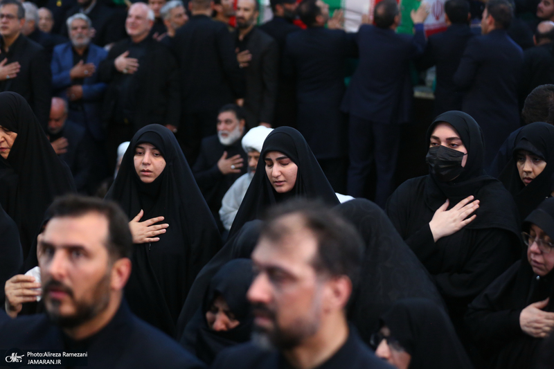 مراسم خاکسپاری شهید حسین امیرعبداللهیان در حرم حضرت عبدالعظیم حسنی (ع)