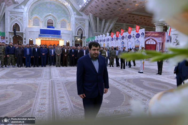 تجدید میثاق مدیران و کارکنان شهرداری منطقه 19 با آرمان های حضرت امام(س)