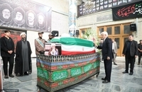 عارف در مراسم وداع با پیکر مرحوم شوشتری شرکت کرد (1)