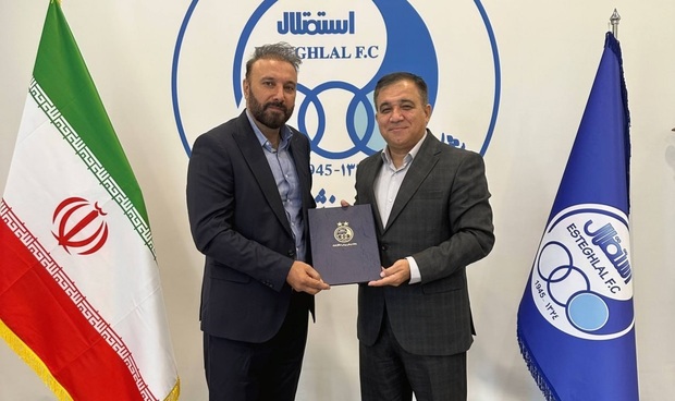 ستاره فوتسال ایران سرمربی استقلال شد