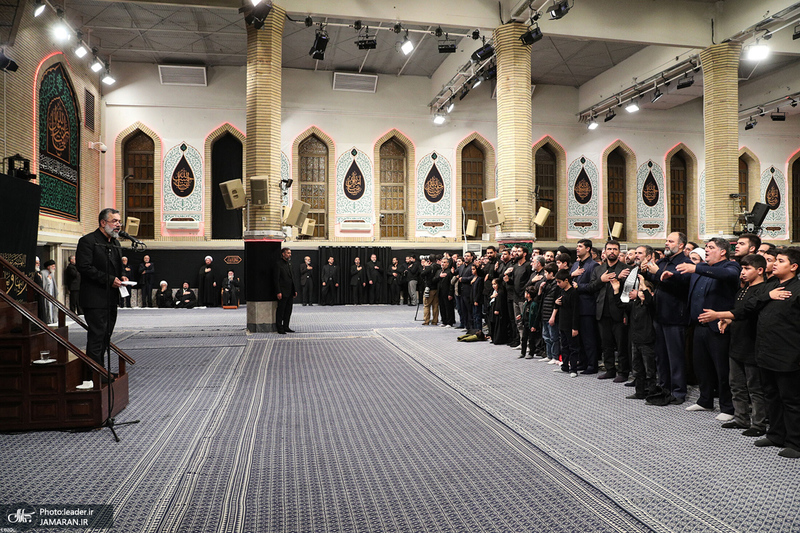 مراسم عزاداری شام شهادت حضرت زهرا(س) در حسینیه امام خمینی