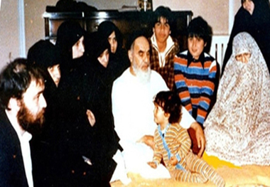 الاسرة المفضلة حسب رؤیة الامام الخمینی