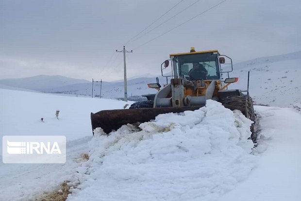 راه برف‌گرفته روستاهای خراسان شمالی در ۱۶۷ محور باز شد