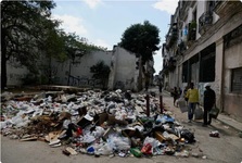 تحریمهای آمریکا پایتخت کوبا را غرق در زباله کرد+تصاویر