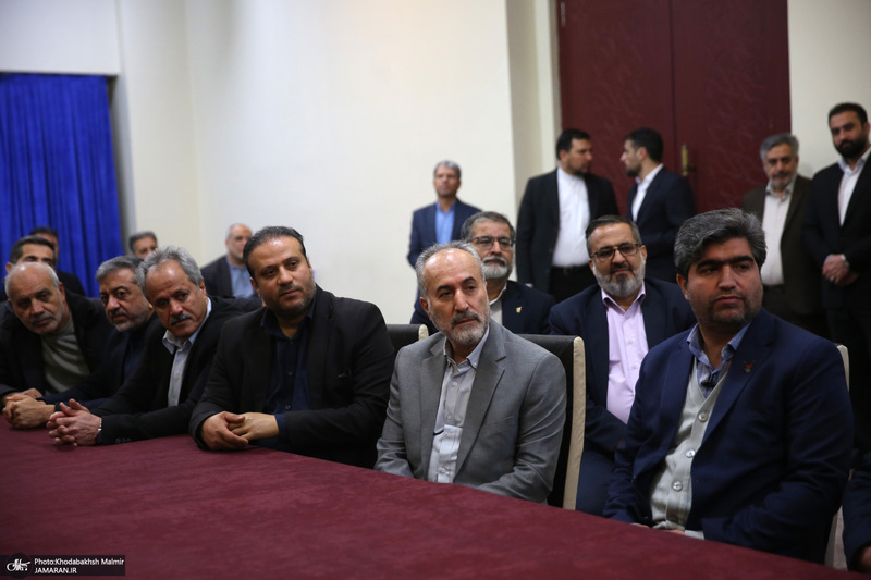 دیدار ئیس بنیاد شهید و جمعی از معانین با سید حسن خمینی