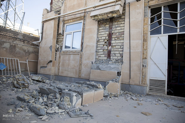 مدارس زلزله‌زده ای که بوی مهر نمی دهند 