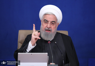 روحانی: توان غنی سازی 90 درصدی داریم/ آنچه باید در مذاکره به دست می آوردیم به دست آوردیم/ دروغ شاخدار می گویند که در دولت یازدهم و دوازدهم کاری نشده؛ دروغ به نظام نبندید و حرف ناروا نزنید