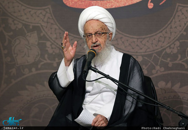 آیت‌الله مکارم شیرازی: رادیو انگلیس مردم را تشویق به مسلح شدن می‌کرد /فضای مجازی باید سالم و ایمن شود