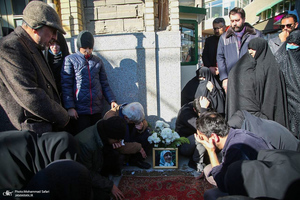 مراسم تشییع و خاکسپاری پیکر اشرف بروجردی